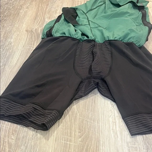 Lululemon Green Men's Athletic Shorts Size Large - Picture 7 of 11